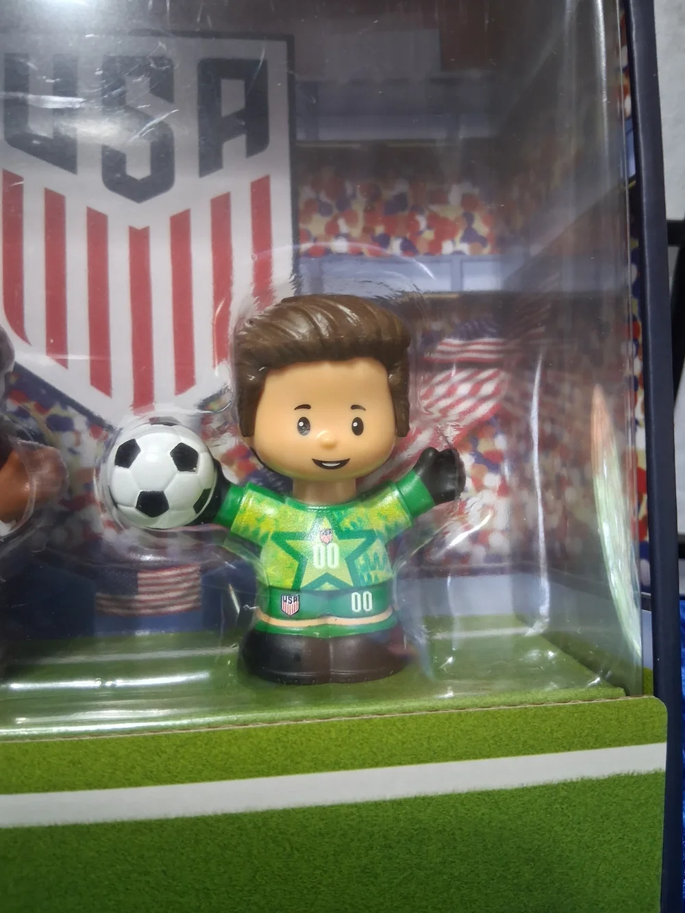 Little People USA Soccer Figures — Red & Green Team Pack